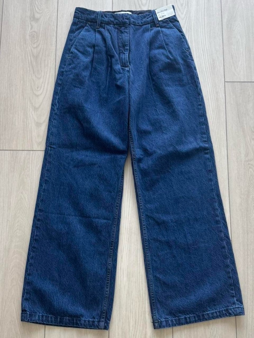 Abercrombie & Fitch Sloane Tailored Jean